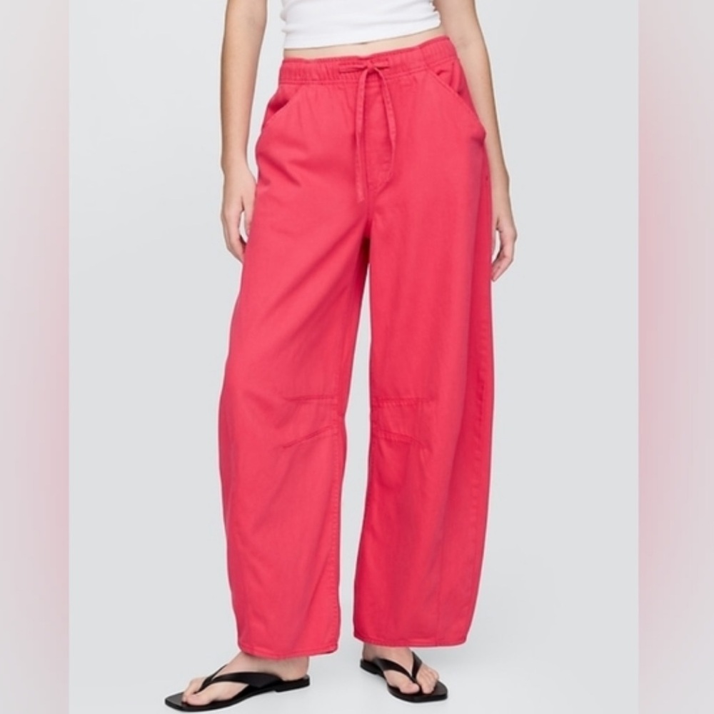 GAP Mid Rise Easy Horseshoe Jeans